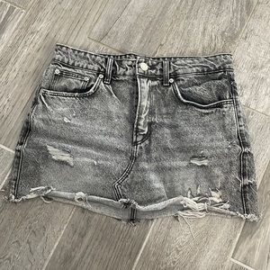 Zara Grey Mini Skirt Size M